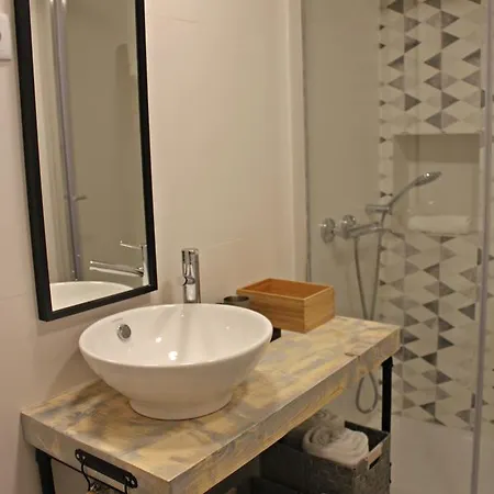Canarios Avenida Apartment Lisbon