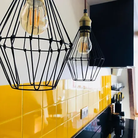 Canarios Avenida Apartman *